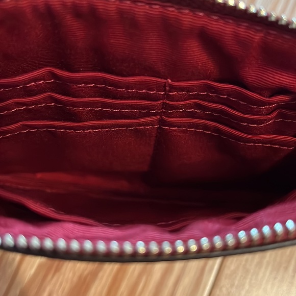 Red Coach wristlet like new - Picture 4 of 4